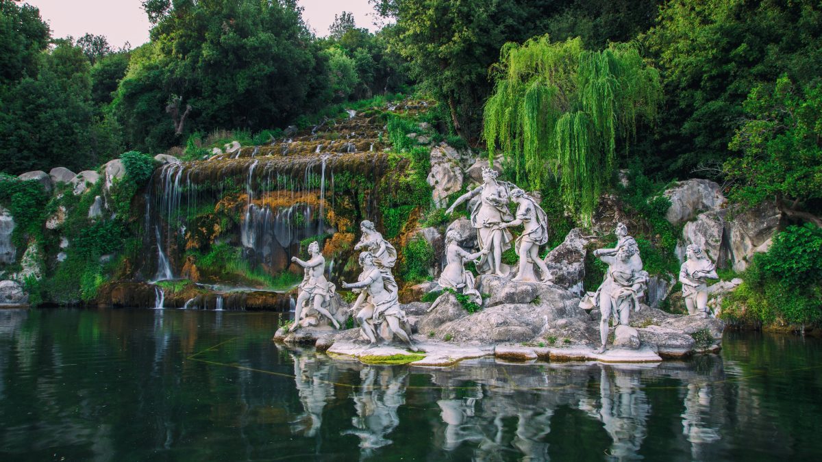 ENTRE ROME ET NAPLES…
