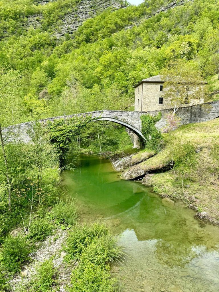 Trekking auf dem Pilgerweg des Apenins der Toskana